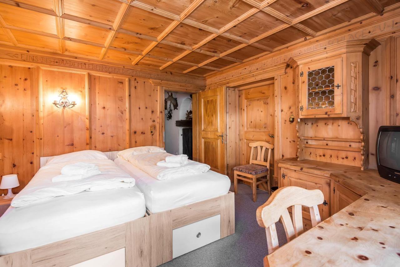 Heart Hotel Talhof Nigg 圣安东阿尔贝格 外观 照片